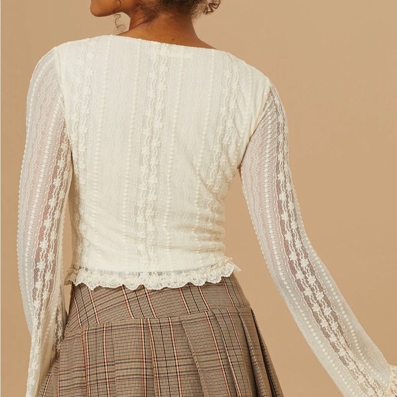 Altar’d State Lakelyn Ivory Lace Top size Large - Picture 3 of 6
